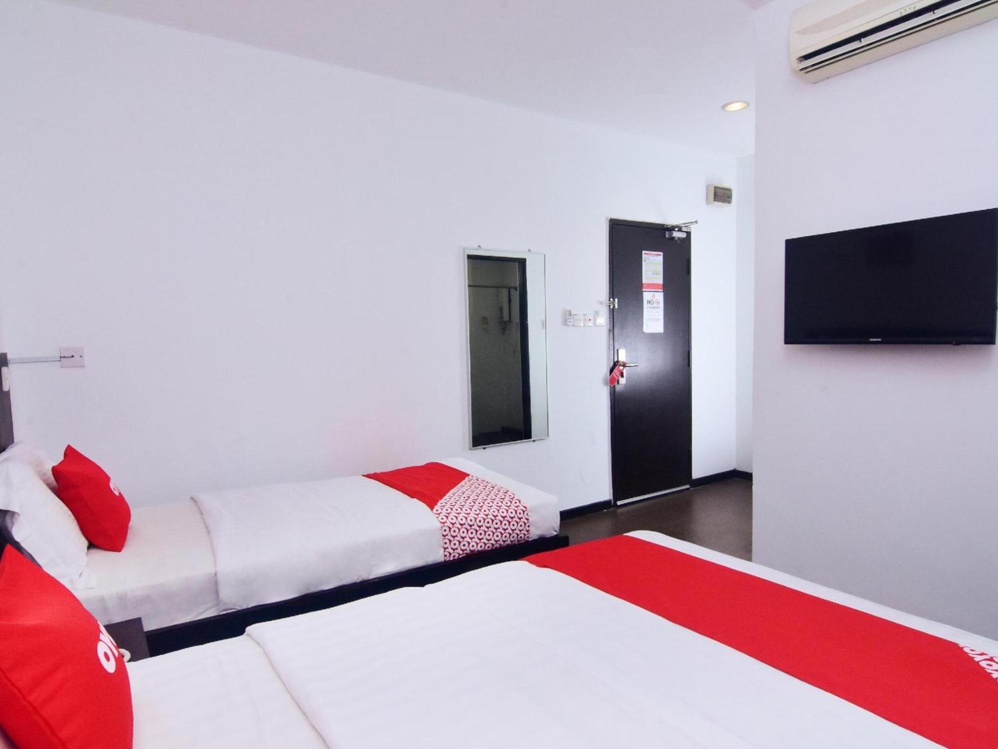 Super Oyo 43959 Astana Hotel Tawau Bagian luar foto