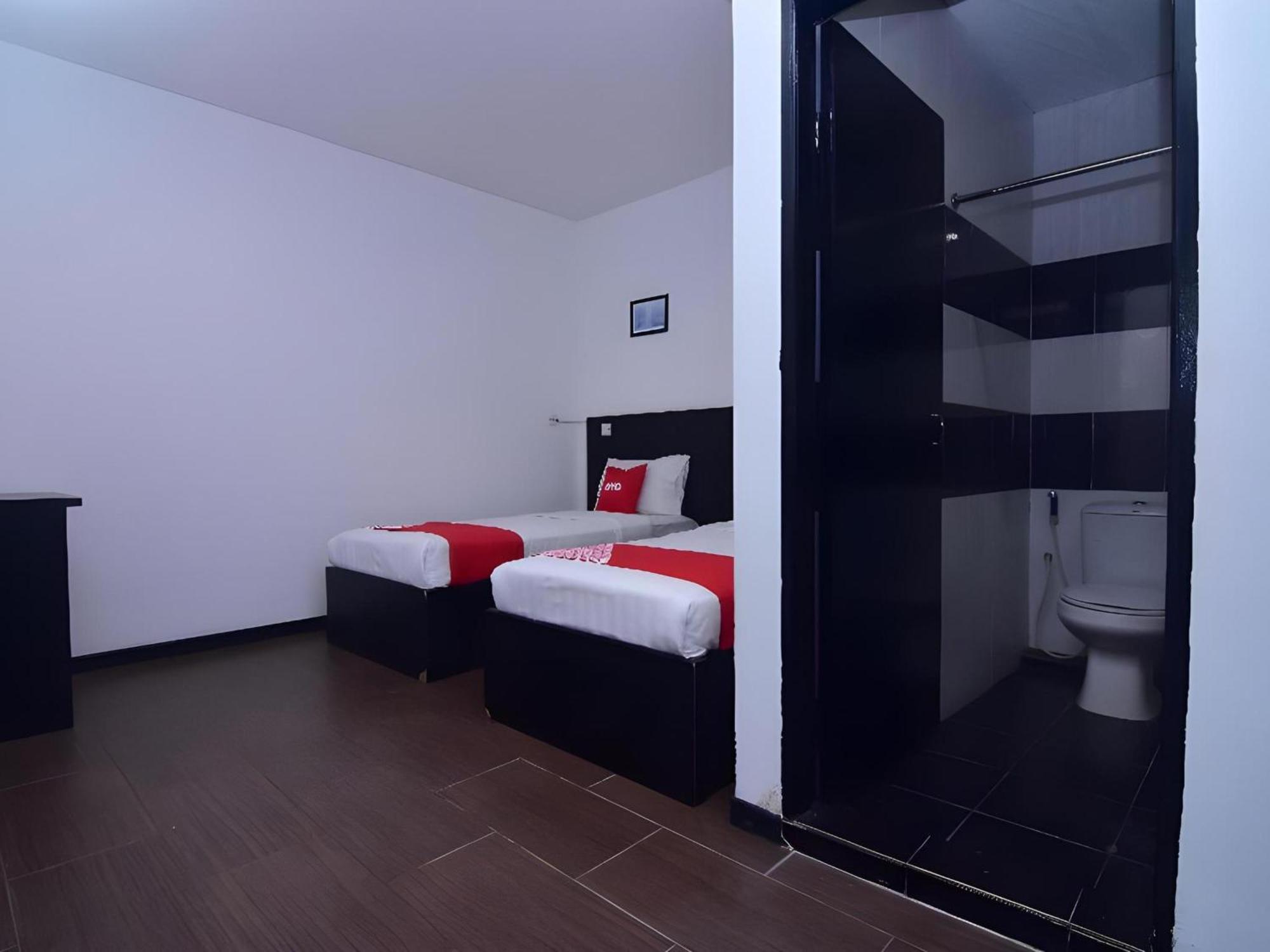 Super Oyo 43959 Astana Hotel Tawau Bagian luar foto