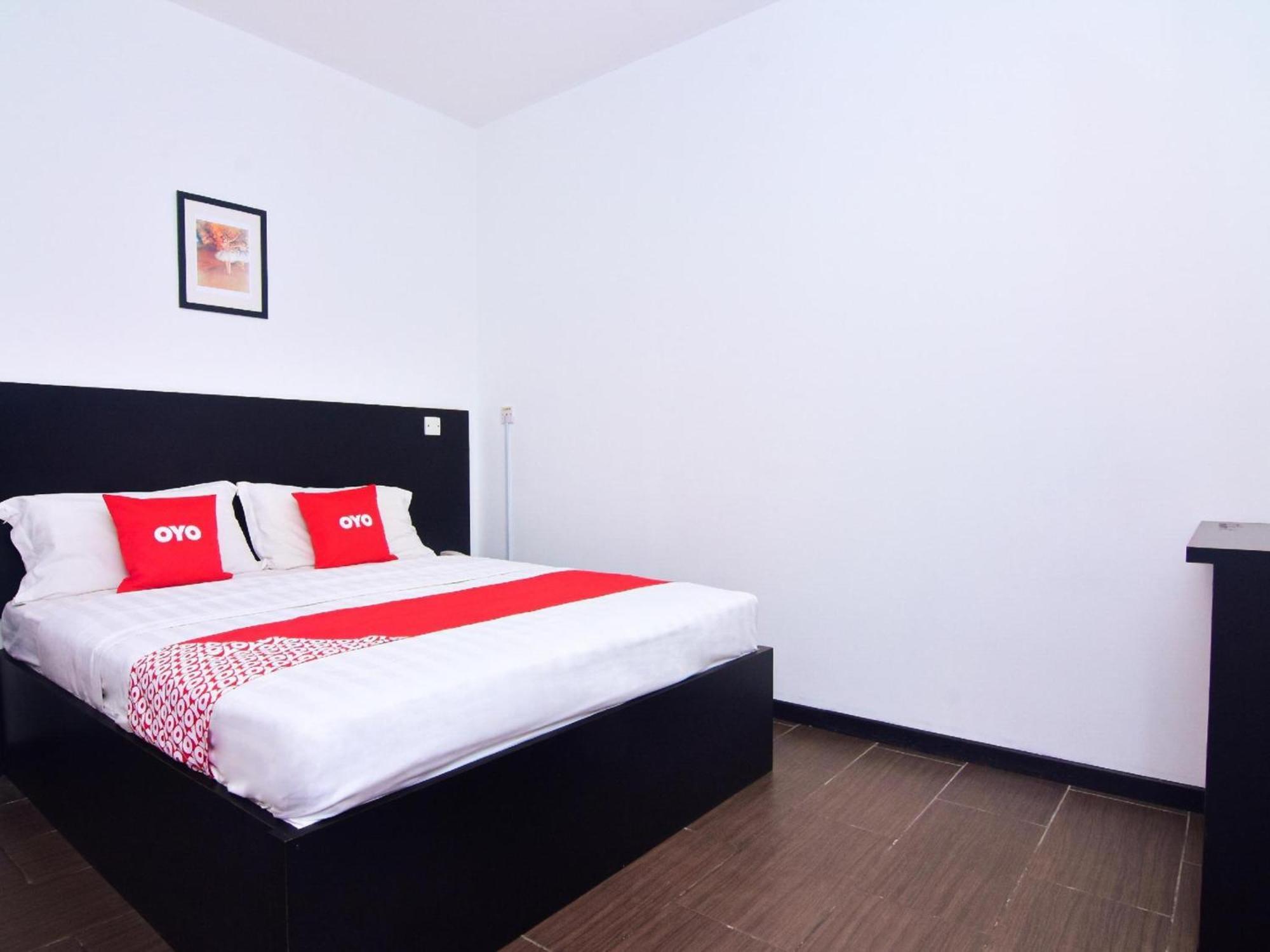 Super Oyo 43959 Astana Hotel Tawau Bagian luar foto