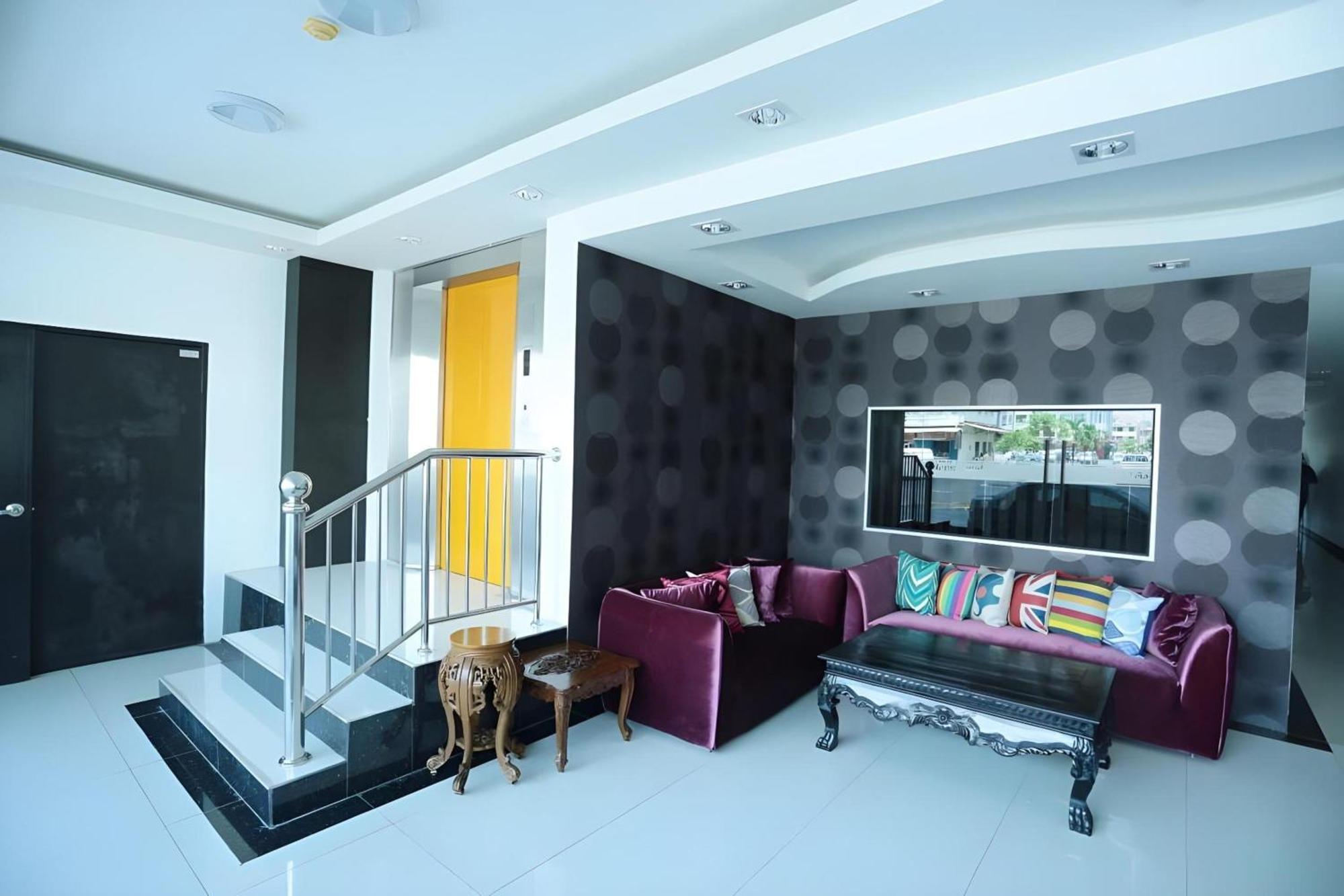 Super Oyo 43959 Astana Hotel Tawau Bagian luar foto