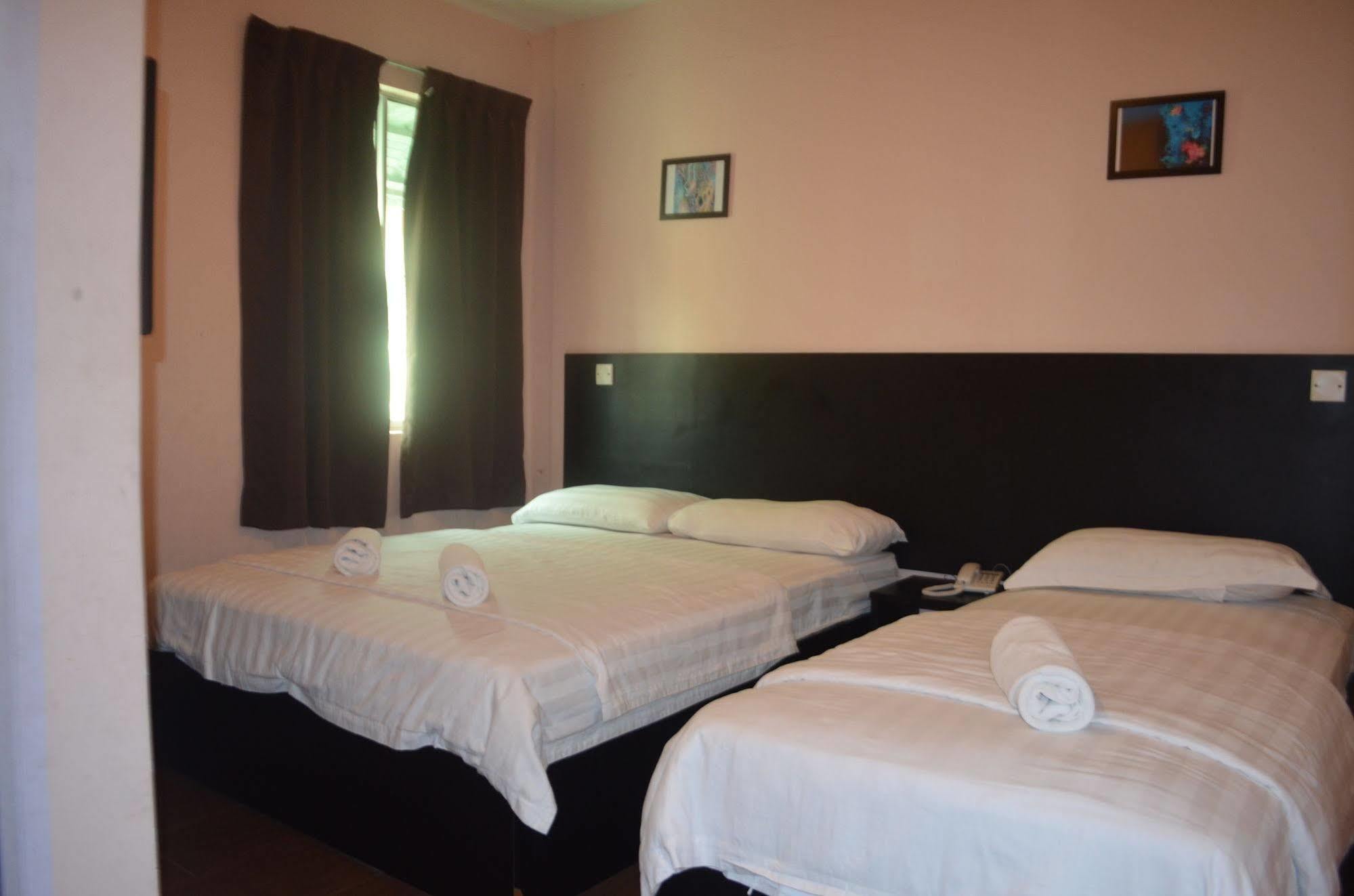 Super Oyo 43959 Astana Hotel Tawau Bagian luar foto