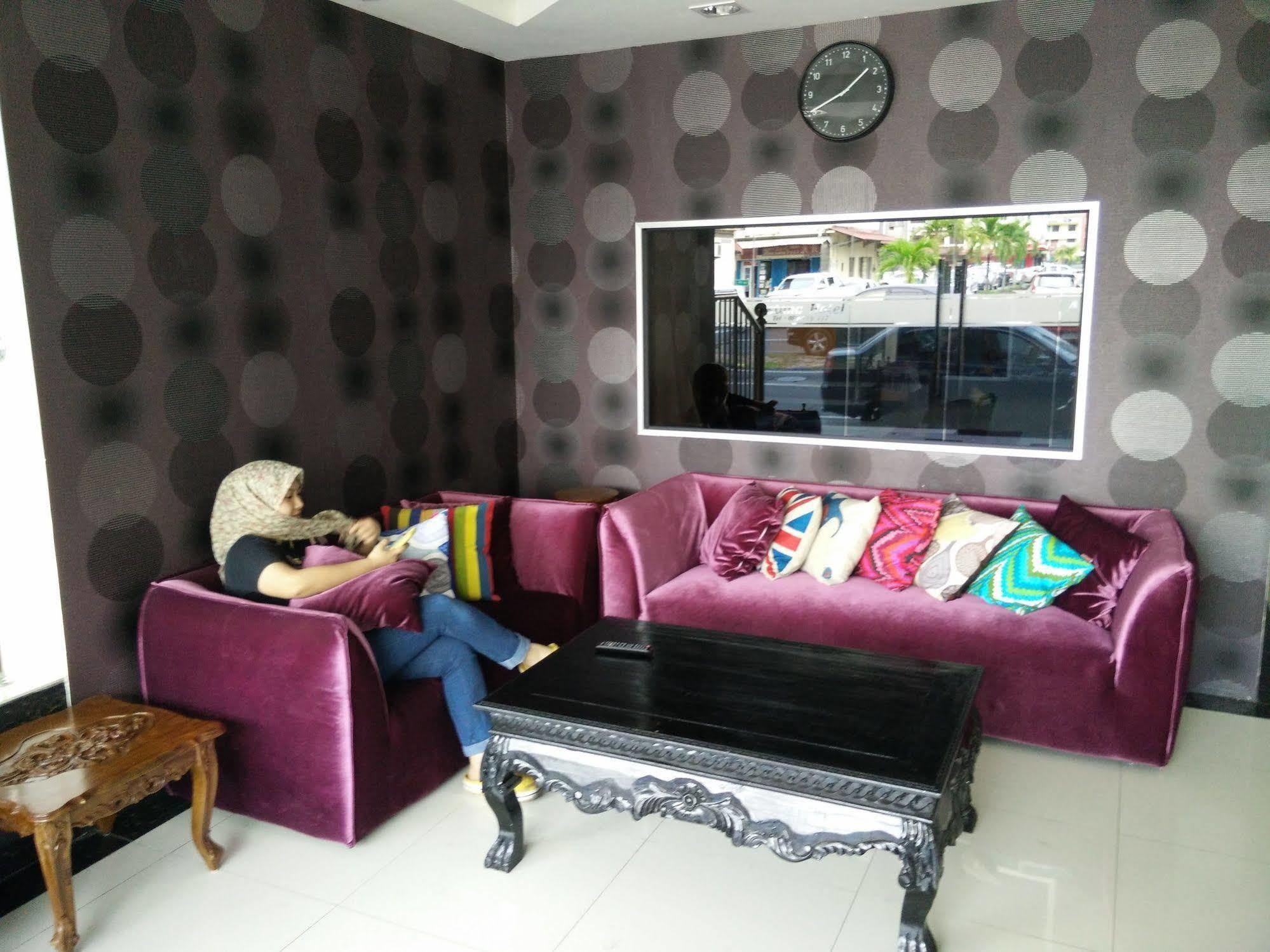 Super Oyo 43959 Astana Hotel Tawau Bagian luar foto